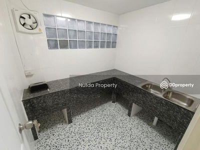 Townhouse Punnawithi, Bangkok, Thailand Townhouse Punnawithi, Bangkok, Thailand