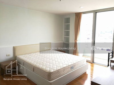 Queen's Park View, Bangkok, Thailand Queen's Park View, Bangkok, Thailand