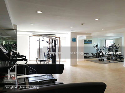 Royal Castle Sukhumvit, Bangkok, Thailand Royal Castle Sukhumvit, Bangkok, Thailand