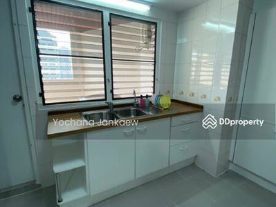 Sethiwan Mansion Sukhumvit 49, Bangkok, Thailand Sethiwan Mansion Sukhumvit 49, Bangkok, Thailand