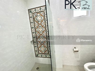 Housing in Ban Ratsada, Thailand Housing in Ban Ratsada, Thailand