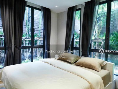 Runesu Thonglor 5, Bangkok, Thailand Runesu Thonglor 5, Bangkok, Thailand