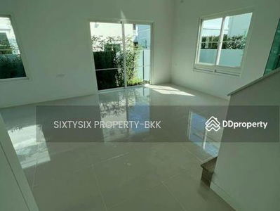 Siwalee Srinagarindra - Rom Klao, Bangkok, Thailand Siwalee Srinagarindra - Rom Klao, Bangkok, Thailand