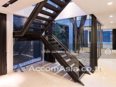 Home Office, Private Swimming Pool 3 Bedrooms House for Rent in Sukhumvit Bangkok near BTS Thonglo, Bangkok, Thailand Home Office, Private Swimming Pool 3 Bedrooms House for Rent in Sukhumvit Bangkok near BTS Thonglo, Bangkok, Thailand