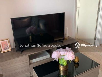 The Line Phahon-Pradipat, Bangkok, Thailand The Line Phahon-Pradipat, Bangkok, Thailand