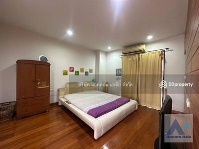 House For Rent Bang Kapi, Huai Khwang, Bangkok / Ratchadapisek, Bangkok, Thailand House For Rent Bang Kapi, Huai Khwang, Bangkok / Ratchadapisek, Bangkok, Thailand