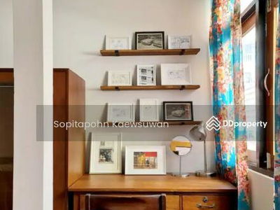 10400, Bangkok, Thailand 10400, Bangkok, Thailand