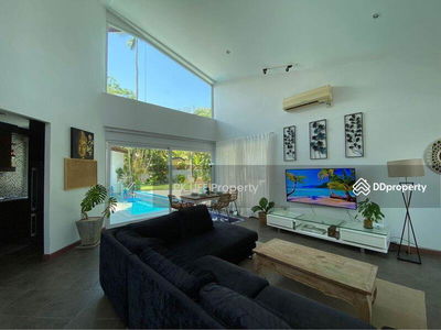 Gehäuse In Ban Chalong, Thailand Gehäuse In Ban Chalong, Thailand