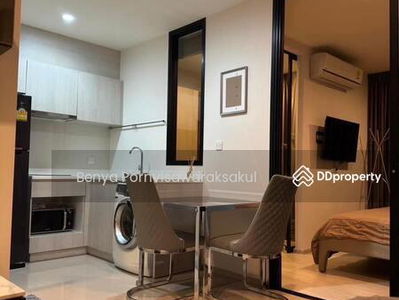 Life Asoke, Bangkok, Thailand Life Asoke, Bangkok, Thailand