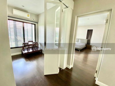 Setthasiri Onnut-Srinakarin, Bangkok, Thailand Setthasiri Onnut-Srinakarin, Bangkok, Thailand