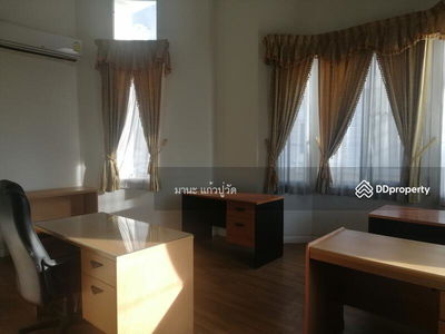 For rent, new 3-story townhome (corner), Bangkok., Thailand For rent, new 3-story townhome (corner), Bangkok., Thailand