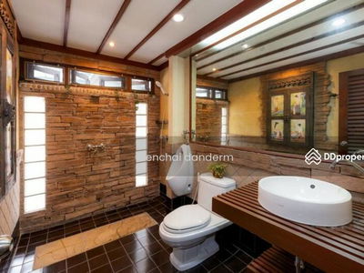 -Large detached house, Soi Lasalle 6, Bangkok, Thailand -Large detached house, Soi Lasalle 6, Bangkok, Thailand