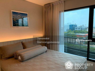 Life Sukhumvit 62, Bangkok, Thailand Life Sukhumvit 62, Bangkok, Thailand