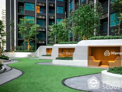 Life Asoke, Bangkok, Thailand Life Asoke, Bangkok, Thailand