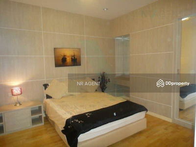 Baan Sathorn Chaopraya, Bangkok, Thailand Baan Sathorn Chaopraya, Bangkok, Thailand