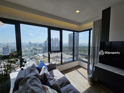 Life Ladprao Valley, Bangkok, Thailand Life Ladprao Valley, Bangkok, Thailand