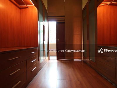 10110, Bangkok, Thailand 10110, Bangkok, Thailand