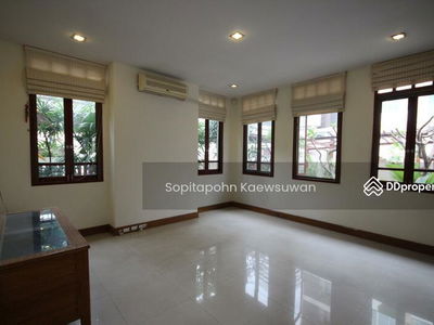 10110, Bangkok, Thailand 10110, Bangkok, Thailand