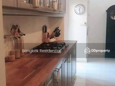 Townhouse in Compound, Bangkok, Thailand Townhouse in Compound, Bangkok, Thailand