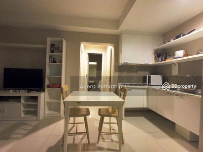 Fuse Mobius Ramkhamhaeng Klongton, Bangkok, Thailand Fuse Mobius Ramkhamhaeng Klongton, Bangkok, Thailand