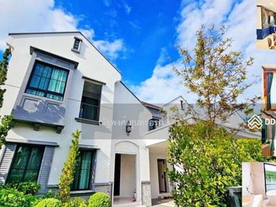 Rama IX - Krungthep Kreetha New Road, Bangkok, Thailand Rama IX - Krungthep Kreetha New Road, Bangkok, Thailand