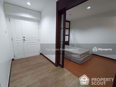 The Waterford Diamond Tower Sukhumvit, Bangkok, Thailand The Waterford Diamond Tower Sukhumvit, Bangkok, Thailand