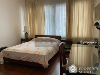Large 3-Bedroom House, Bangkok, Thailand Large 3-Bedroom House, Bangkok, Thailand