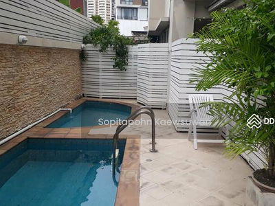 10110, Bangkok, Thailand 10110, Bangkok, Thailand