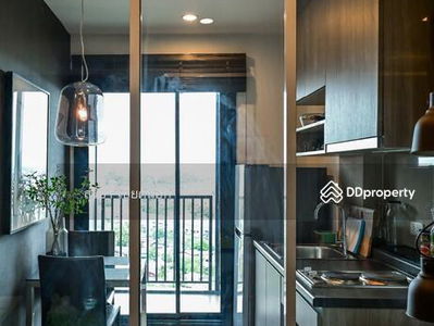 The Base Height Mittraphap-Khon Kaen, Khon Kaen, Thailand The Base Height Mittraphap-Khon Kaen, Khon Kaen, Thailand