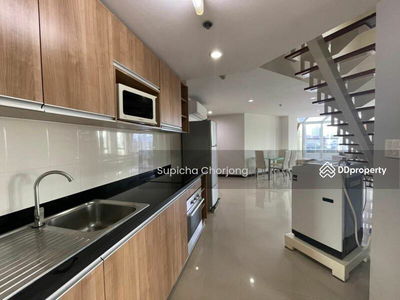 P.W.T. Mansion, Bangkok, Thailand P.W.T. Mansion, Bangkok, Thailand