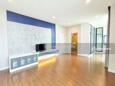 Setthasiri Pattanakarn Phase 2 : Setthasiri Pattanakarn Phase 2, Bangkok, Thailand Setthasiri Pattanakarn Phase 2 : Setthasiri Pattanakarn Phase 2, Bangkok, Thailand