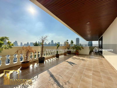 Charan Tower (Charan Tower), Bangkok, Thailand Charan Tower (Charan Tower), Bangkok, Thailand