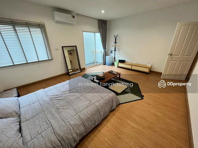 Soi Vibhavadi 76, Bangkok, Thailand Soi Vibhavadi 76, Bangkok, Thailand