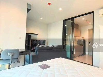 Life Asoke-Rama 9, Bangkok, Thailand Life Asoke-Rama 9, Bangkok, Thailand