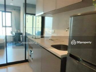 Life Asoke-Rama 9, Bangkok, Thailand Life Asoke-Rama 9, Bangkok, Thailand