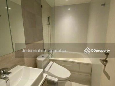 Runesu Thonglor 5, Bangkok, Thailand Runesu Thonglor 5, Bangkok, Thailand