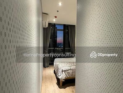 Park Origin Phrom Phong, Bangkok, Thailand Park Origin Phrom Phong, Bangkok, Thailand