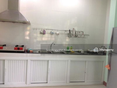 10260, Bangkok, Thailand 10260, Bangkok, Thailand