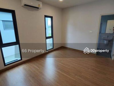 Centro Bangna, Samut Prakan, Thailand Centro Bangna, Samut Prakan, Thailand