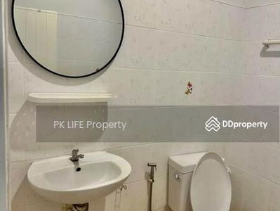 Housing in Kathu, Thailand Housing in Kathu, Thailand