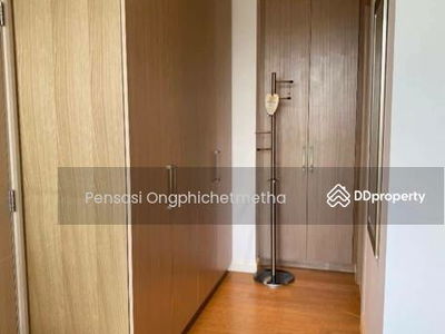 Magnolias Waterfront Residences, Bangkok, Thailand Magnolias Waterfront Residences, Bangkok, Thailand