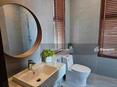 Housing in Ban Talat Nua, Thailand Housing in Ban Talat Nua, Thailand