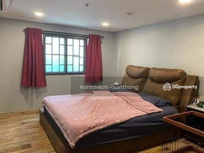 Top View Tower, Bangkok, Thailand Top View Tower, Bangkok, Thailand