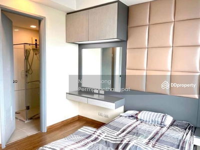 Thru Thonglor, Bangkok, Thailand Thru Thonglor, Bangkok, Thailand