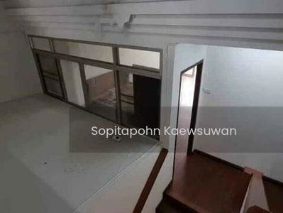 10400, Bangkok, Thailand 10400, Bangkok, Thailand