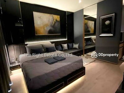 Park Origin Phrom Phong, Bangkok, Thailand Park Origin Phrom Phong, Bangkok, Thailand