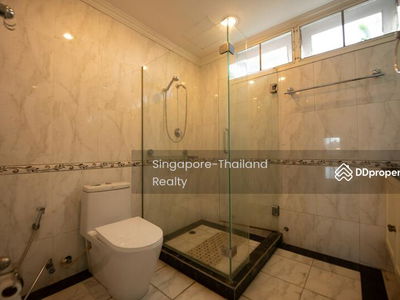 Oriental Towers, Bangkok, Thailand Oriental Towers, Bangkok, Thailand