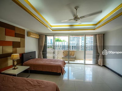 Oriental Towers, Bangkok, Thailand Oriental Towers, Bangkok, Thailand