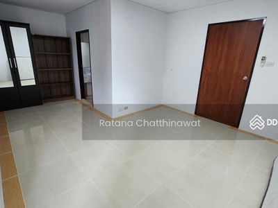 Bangna Residence condominium, Bangkok, Thailand Bangna Residence condominium, Bangkok, Thailand