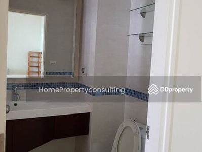 Life @ Sukhumvit 65, Bangkok, Thailand Life @ Sukhumvit 65, Bangkok, Thailand